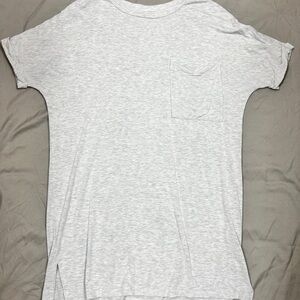 Lovers + Friends Light Gray Short Sleeve Tee